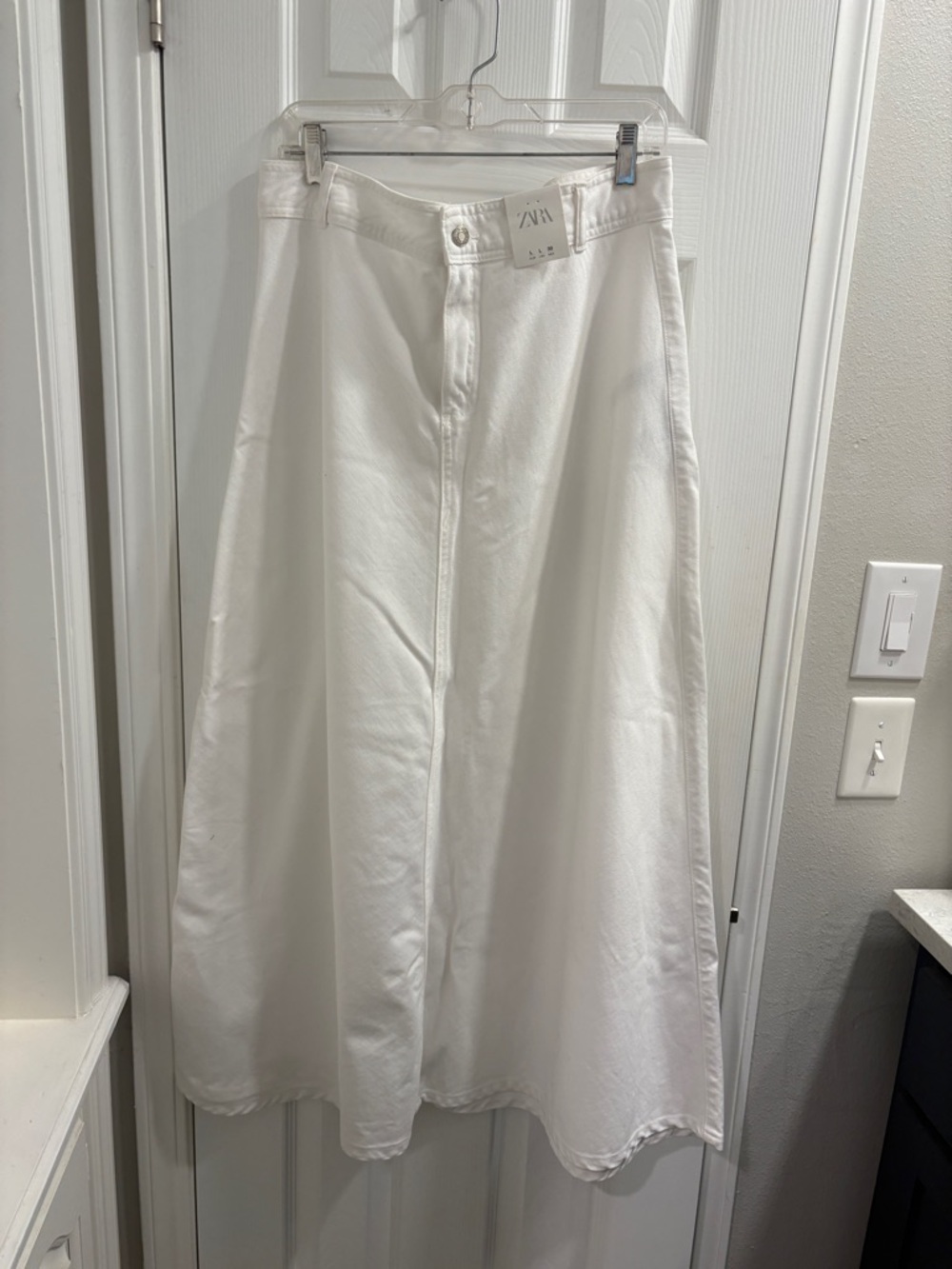 Zara White Flared Midi Skirt